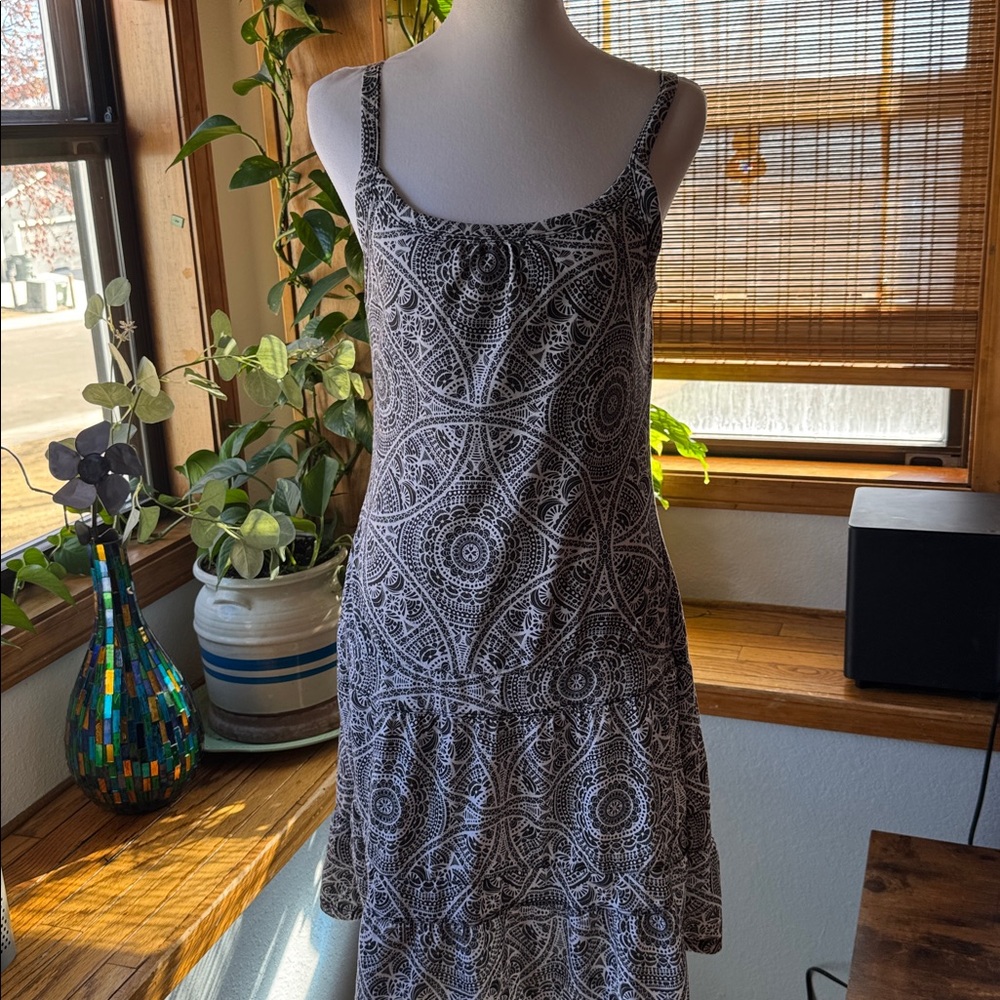 Prana Lexi Summer dress built in bra size medium drop waist tribal Boho print